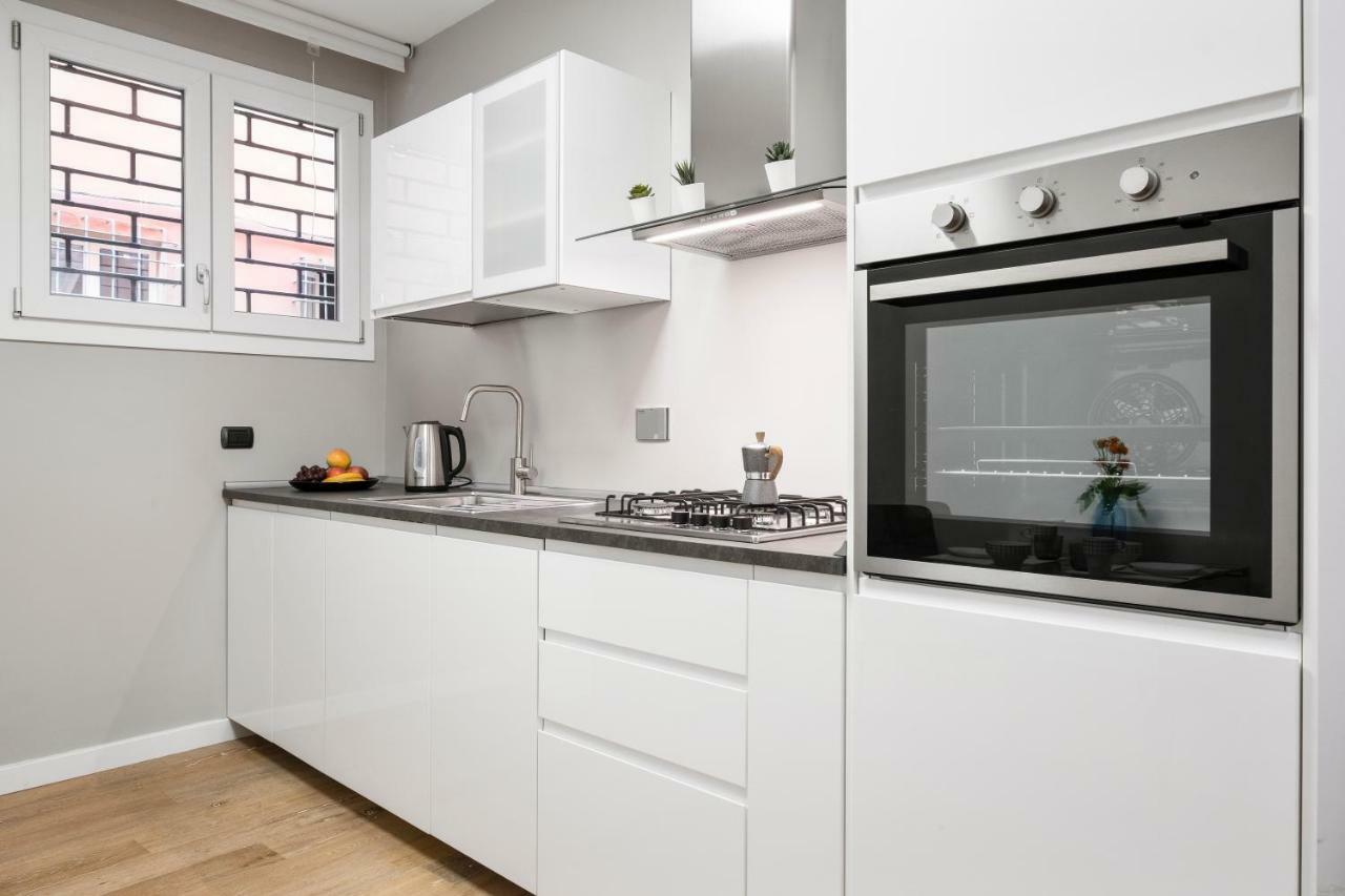 Duplex Luxurious Apt In The Heart Of Bologna Kültér fotó
